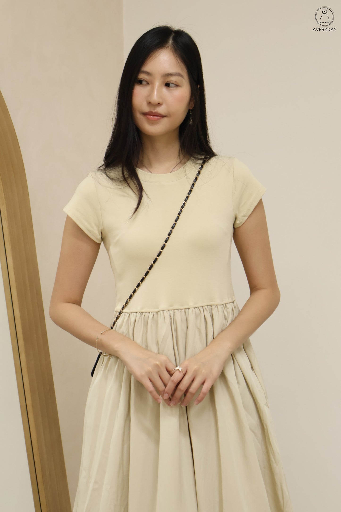 Xena Bubble Hem Pocket Midi Dress In Khaki (With Mini Sling Bag - Black)