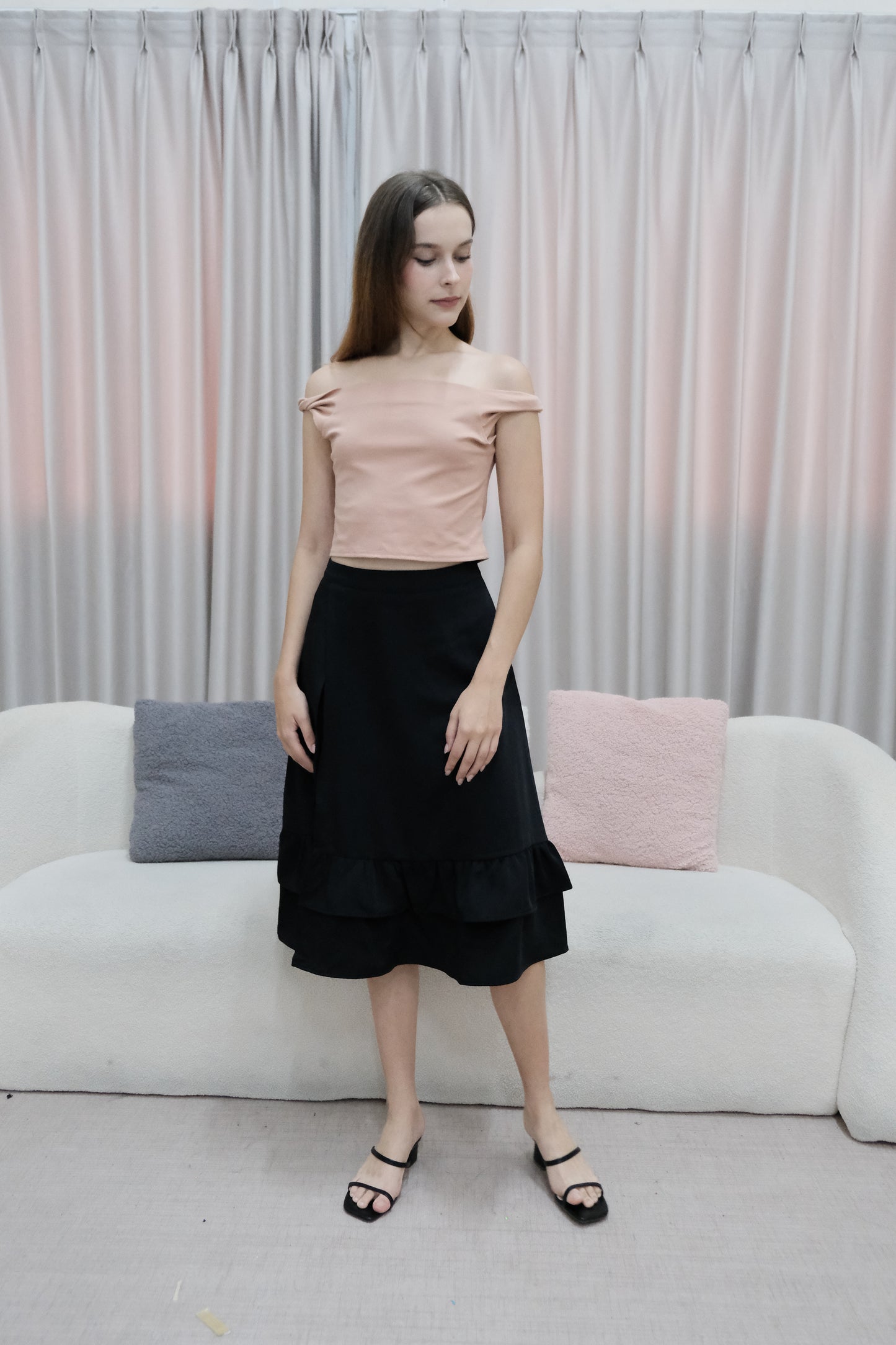 *New Shade* Leslie Off Shoulder Top in Blush Brown