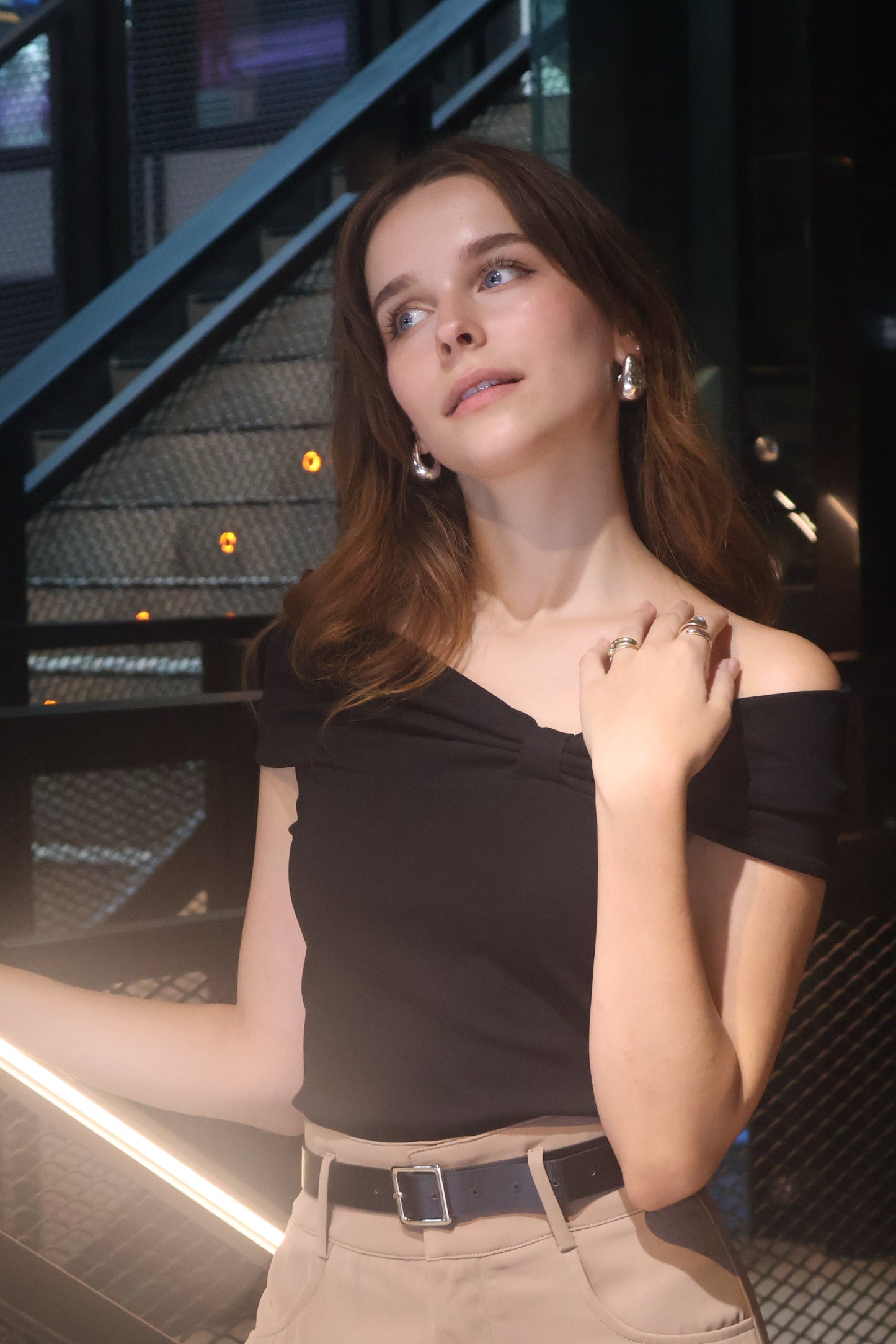 Aspen Ribbon Off Shoulder Top In Black