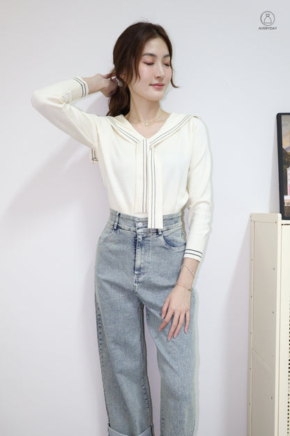 Lindy Washed Denim Cuffed Jeans (Light)