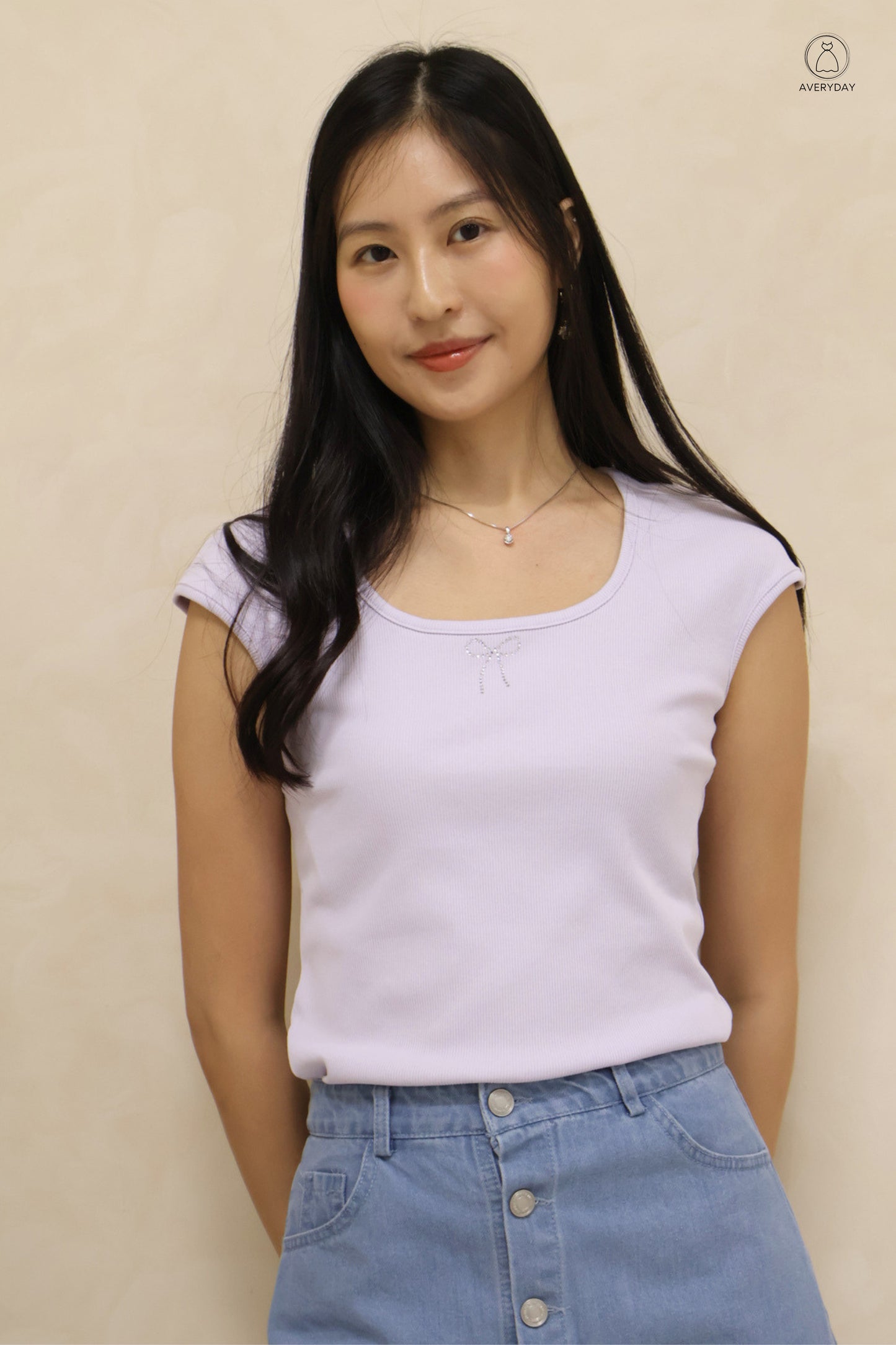 Mara Rhinestone Rib Ribbon Top in Lilac
