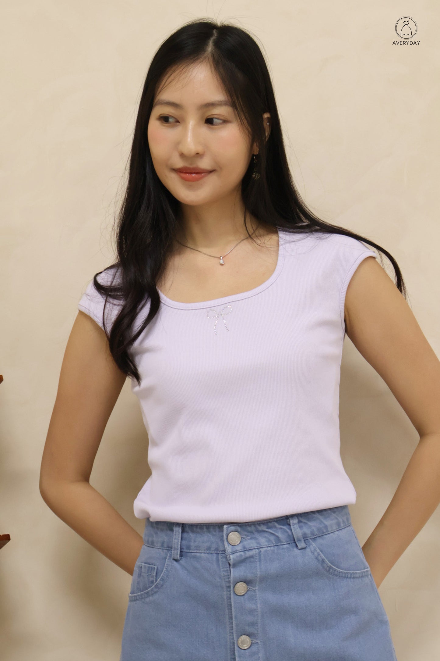 Mara Rhinestone Rib Ribbon Top in Lilac