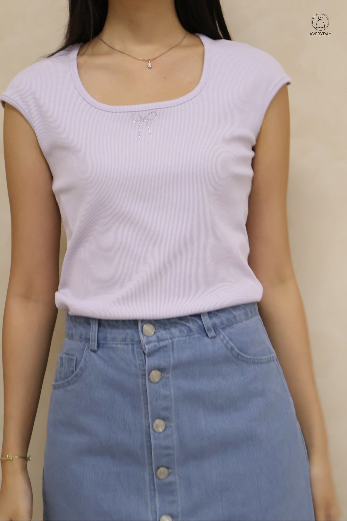 Mara Rhinestone Rib Ribbon Top in Lilac