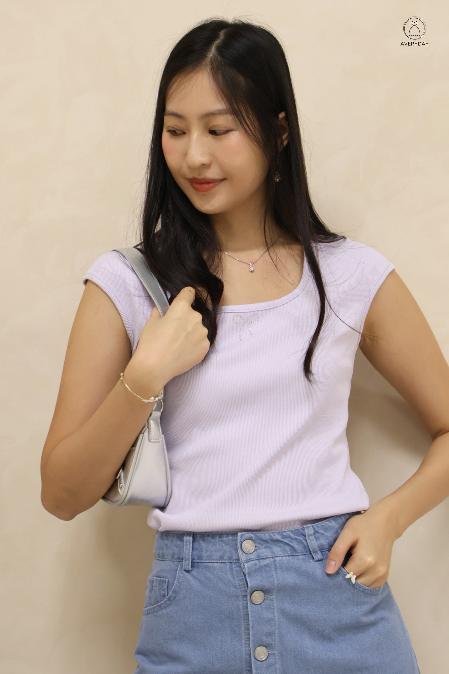 Mara Rhinestone Rib Ribbon Top in Lilac