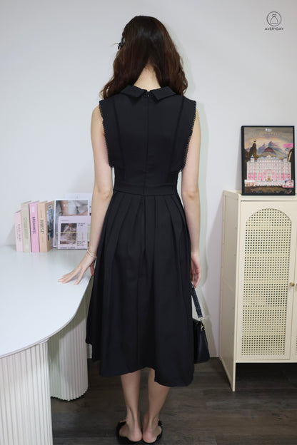 *Premium* Dasey Button Collared Pocket Dress In Black