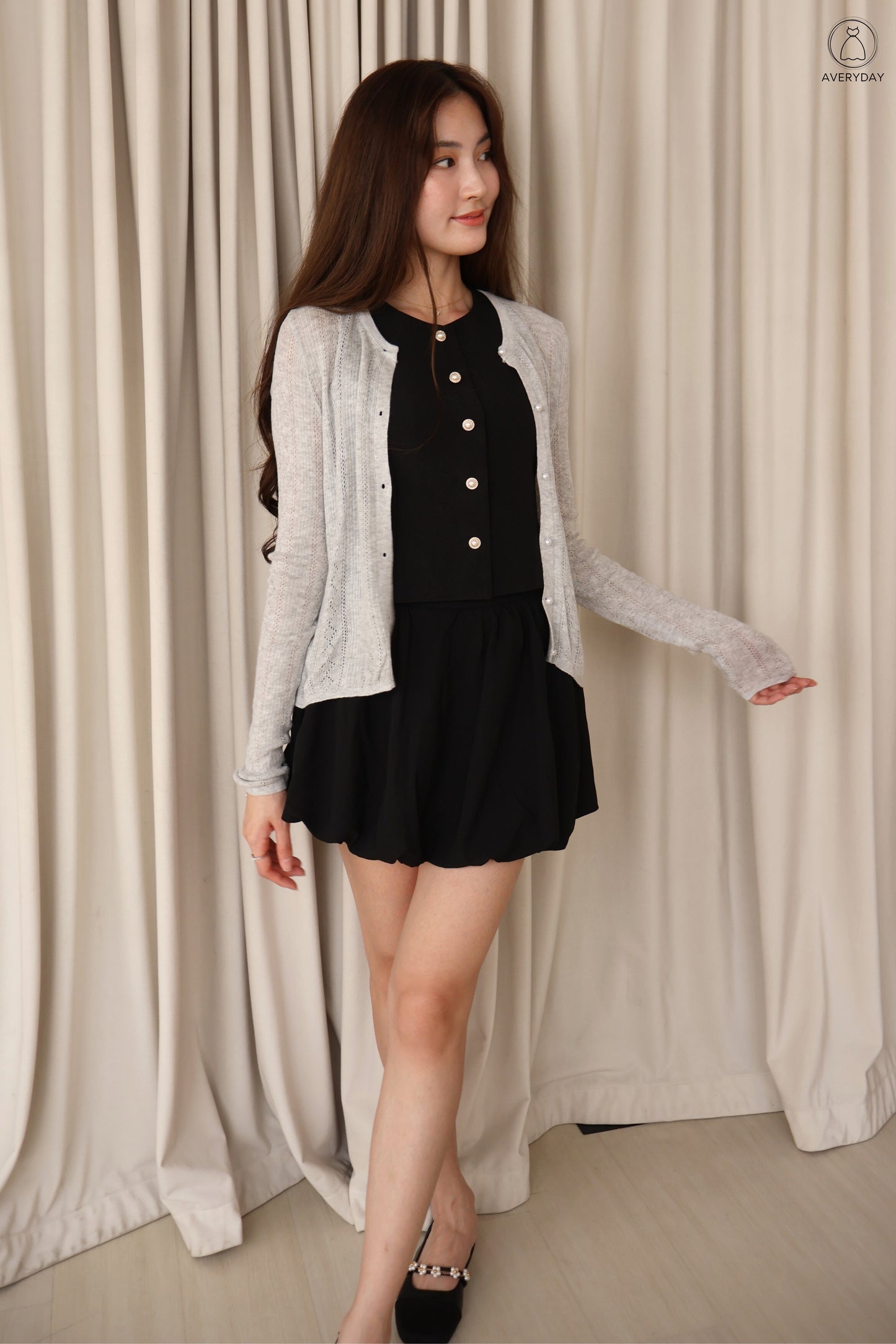 Jane Pearl Button Cardigan In Grey