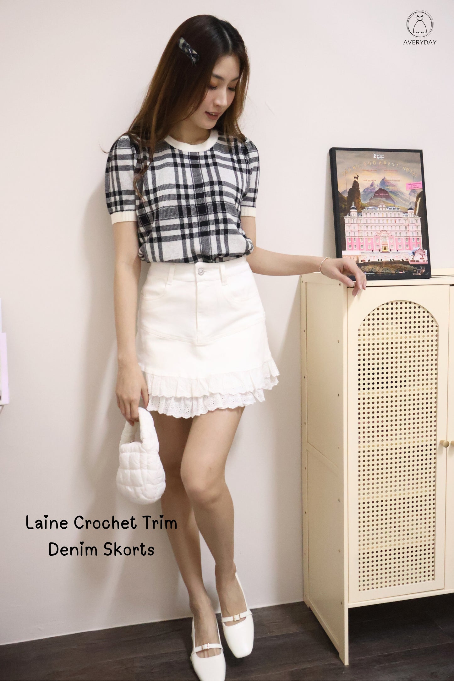 Laine Crochet Trim Denim Skorts In White