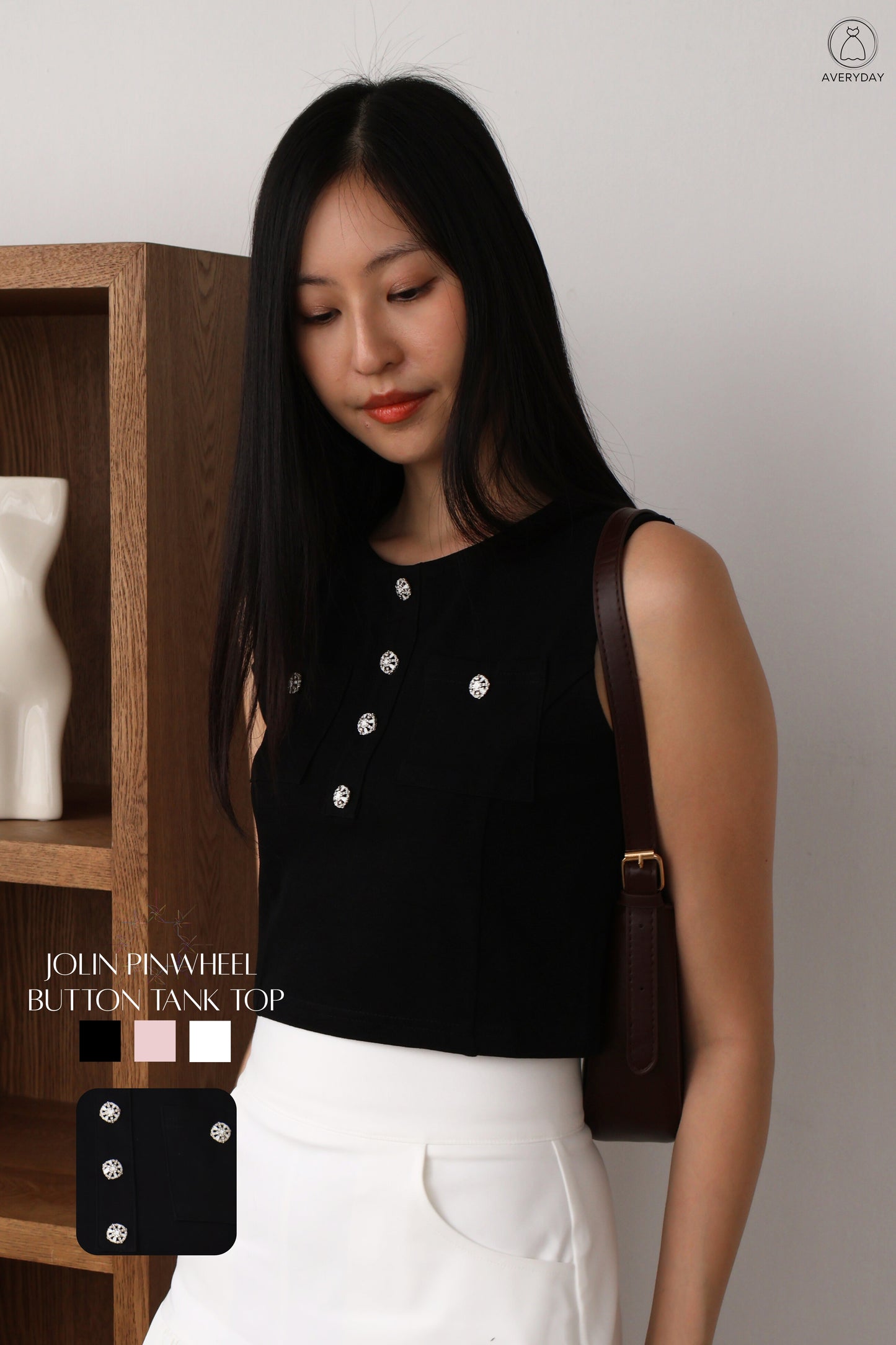 Jolin Pinwheel Button Tank Top In Black