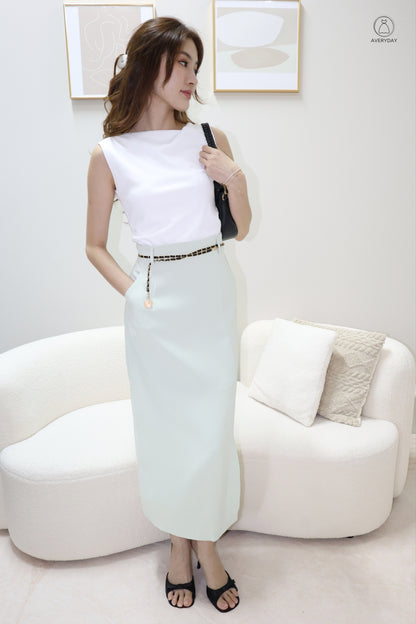 Kimmy Side Slit Pocket  Skirt w/ Medallion Belt In Mint