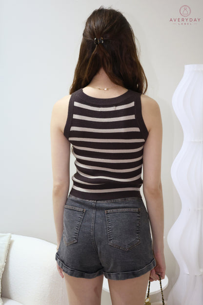 Elora Denim Cuffed High Waist Shorts In Black Denim