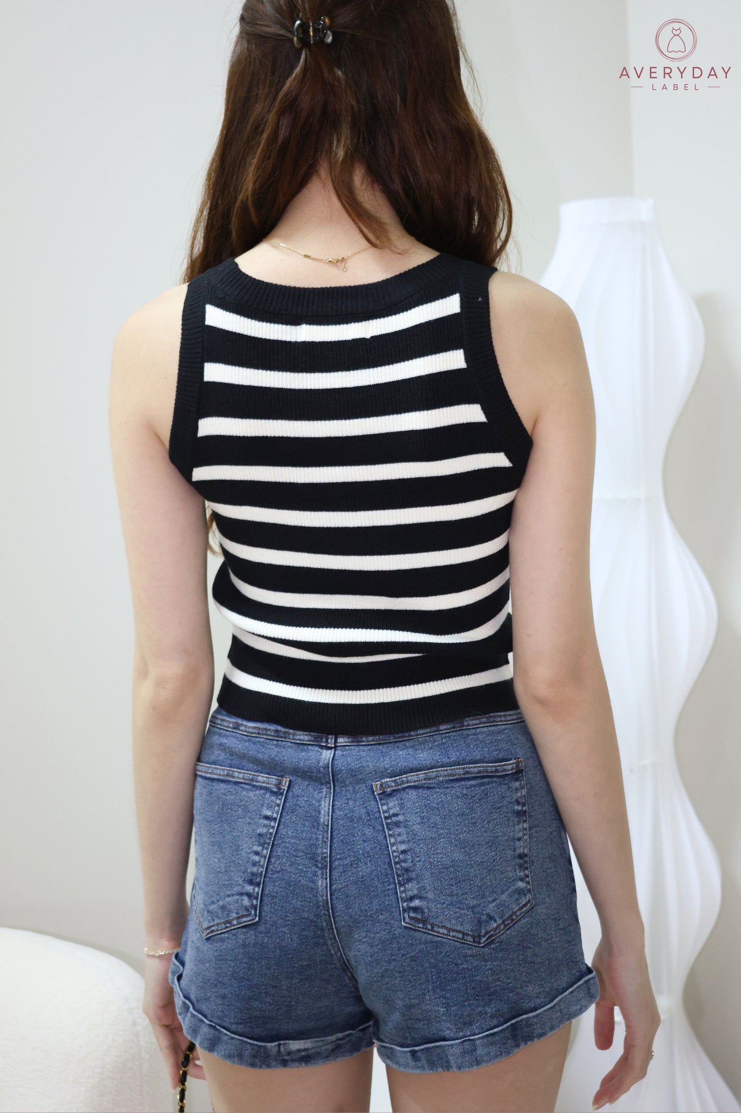 Elora Denim Cuffed High Waist Shorts In Dark Denim