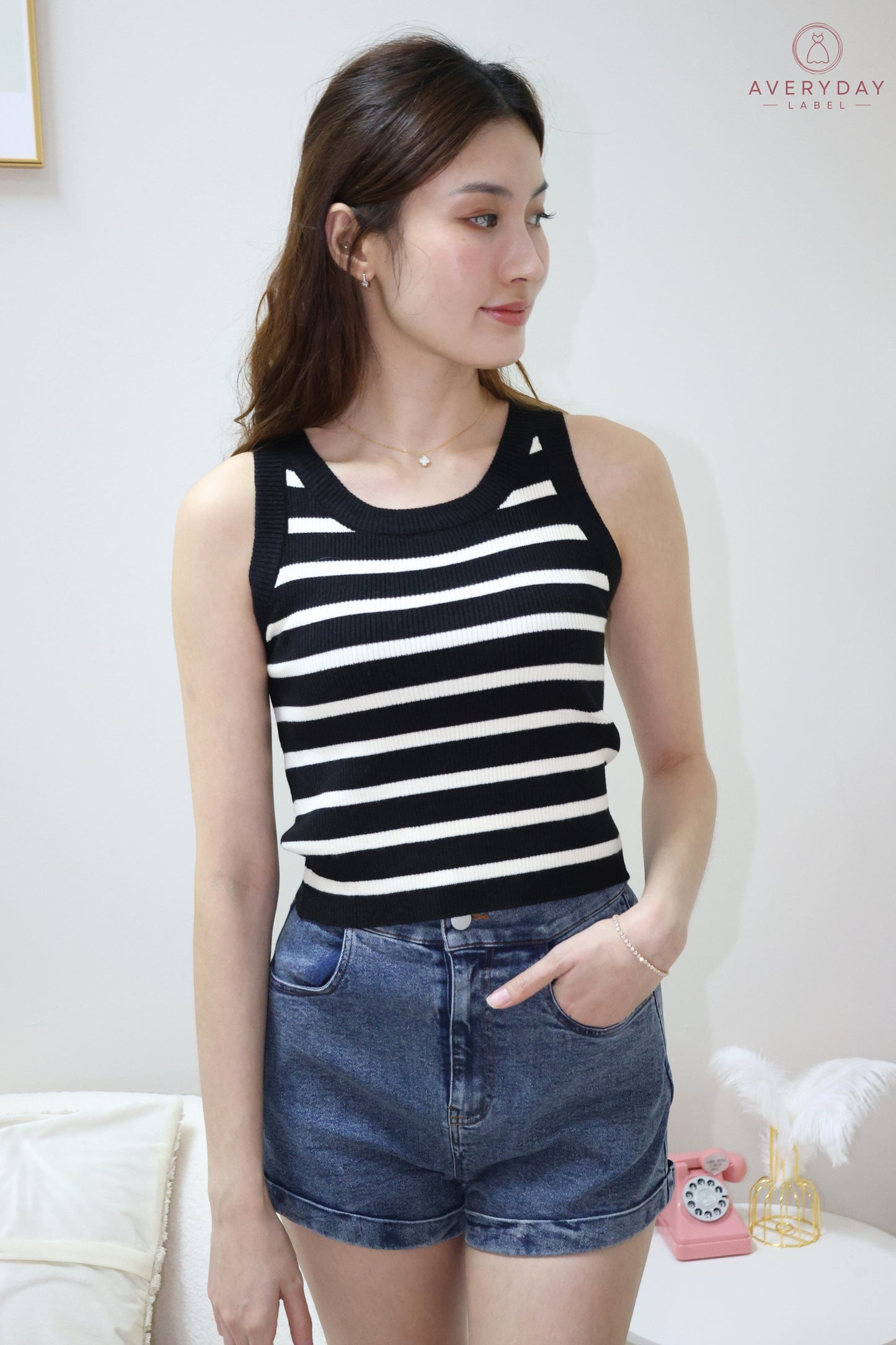 Elora Denim Cuffed High Waist Shorts In Dark Denim
