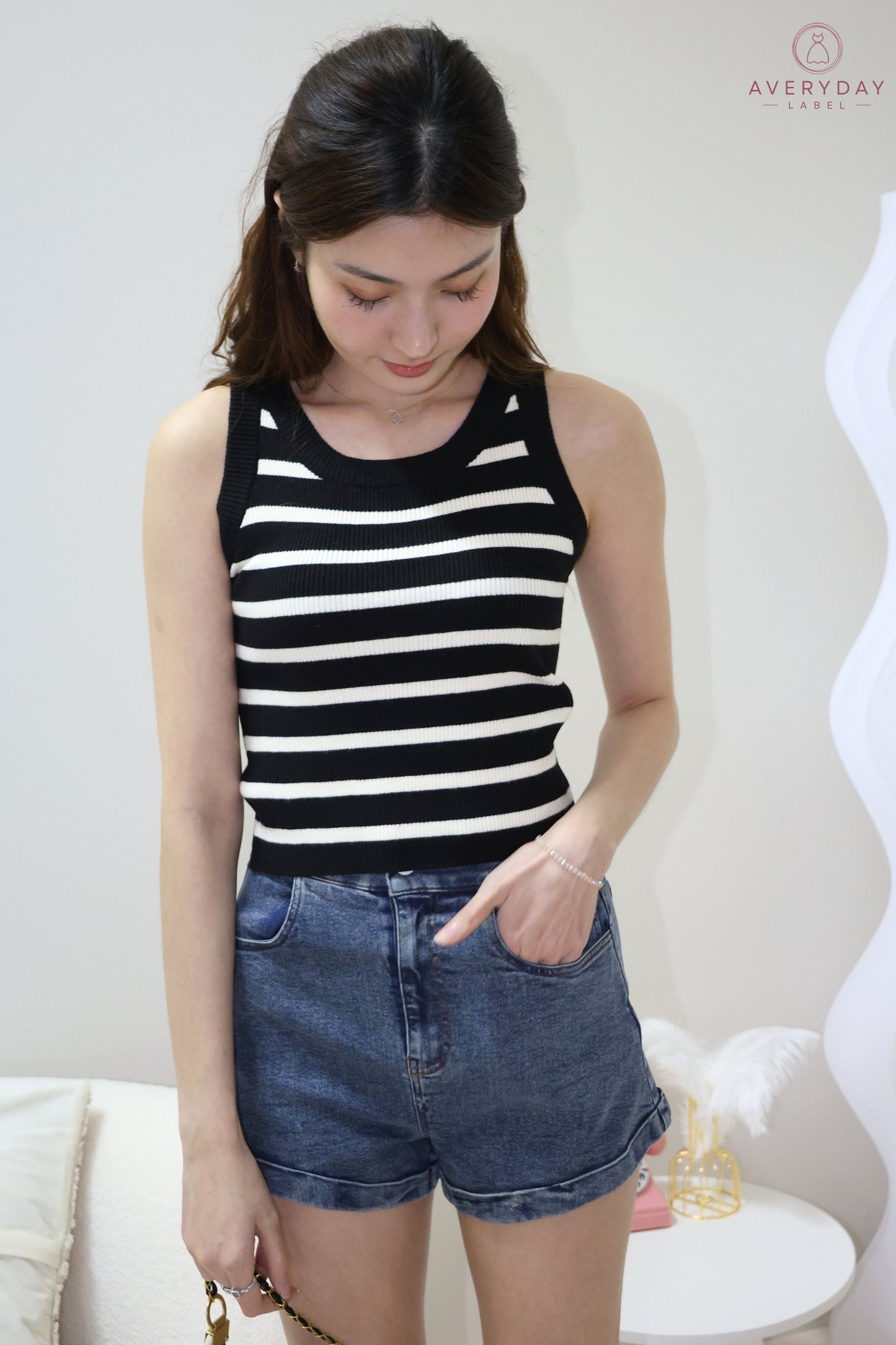 Elora Denim Cuffed High Waist Shorts In Dark Denim