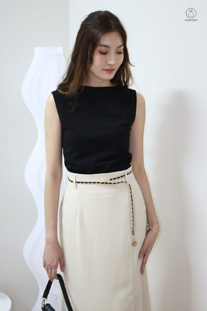 Randy Ruched Boatneck Top In Black