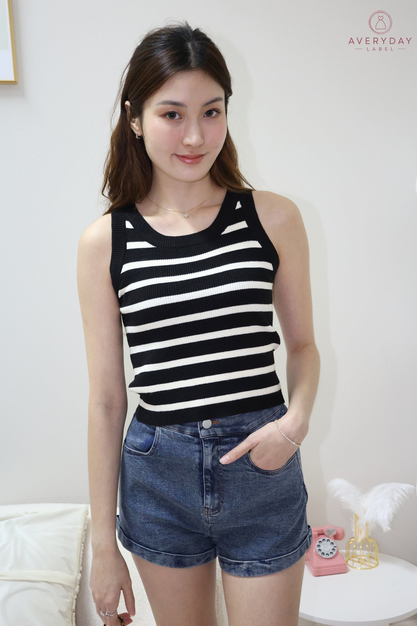 Elora Denim Cuffed High Waist Shorts In Dark Denim