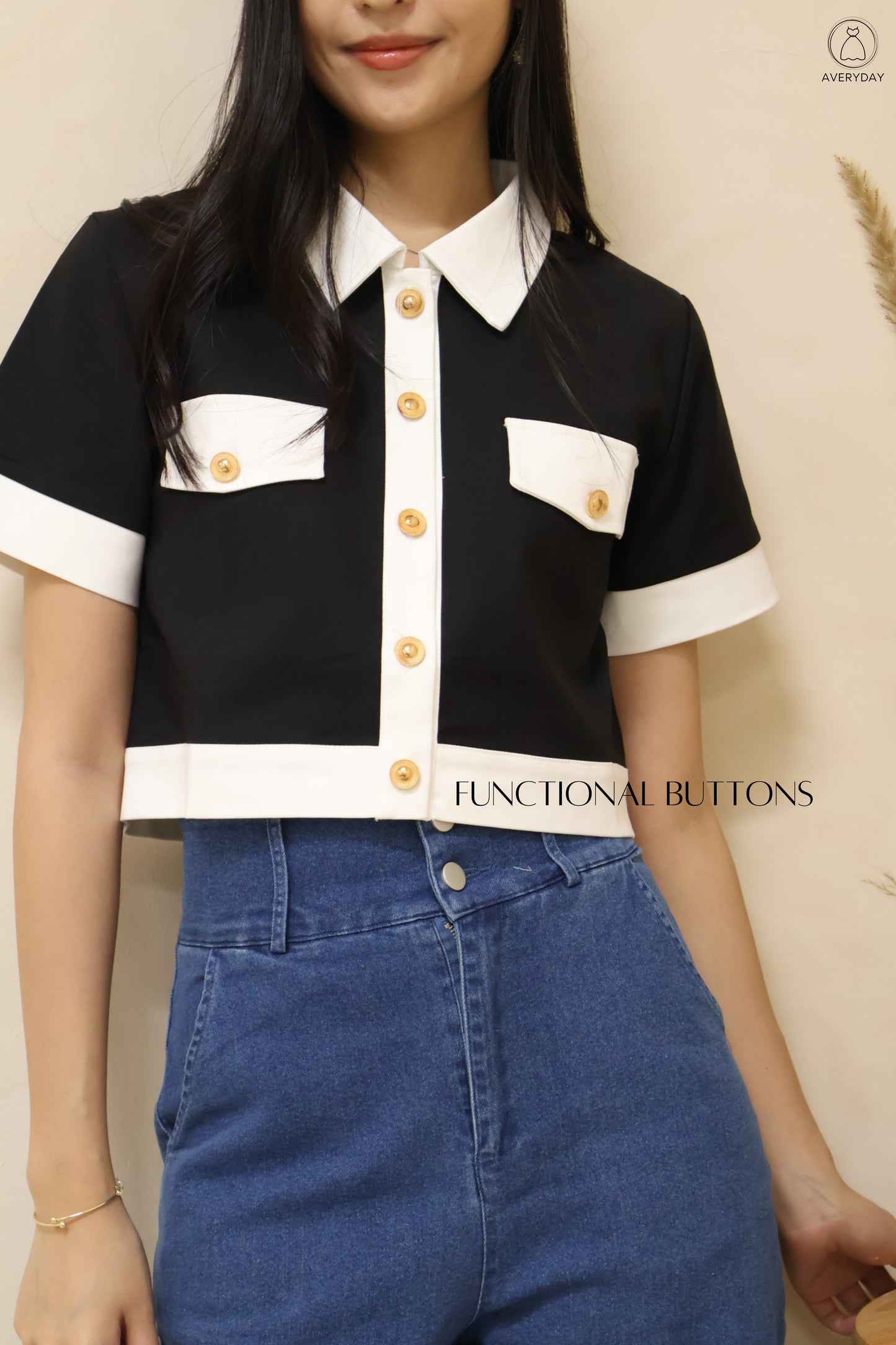 Sierra Collar Button Top In Black