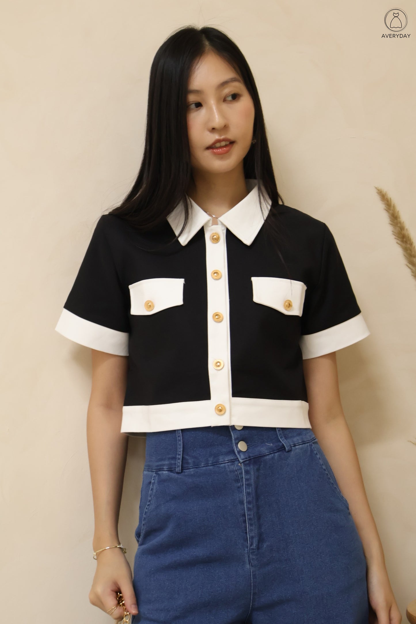 Sierra Collar Button Top In Black