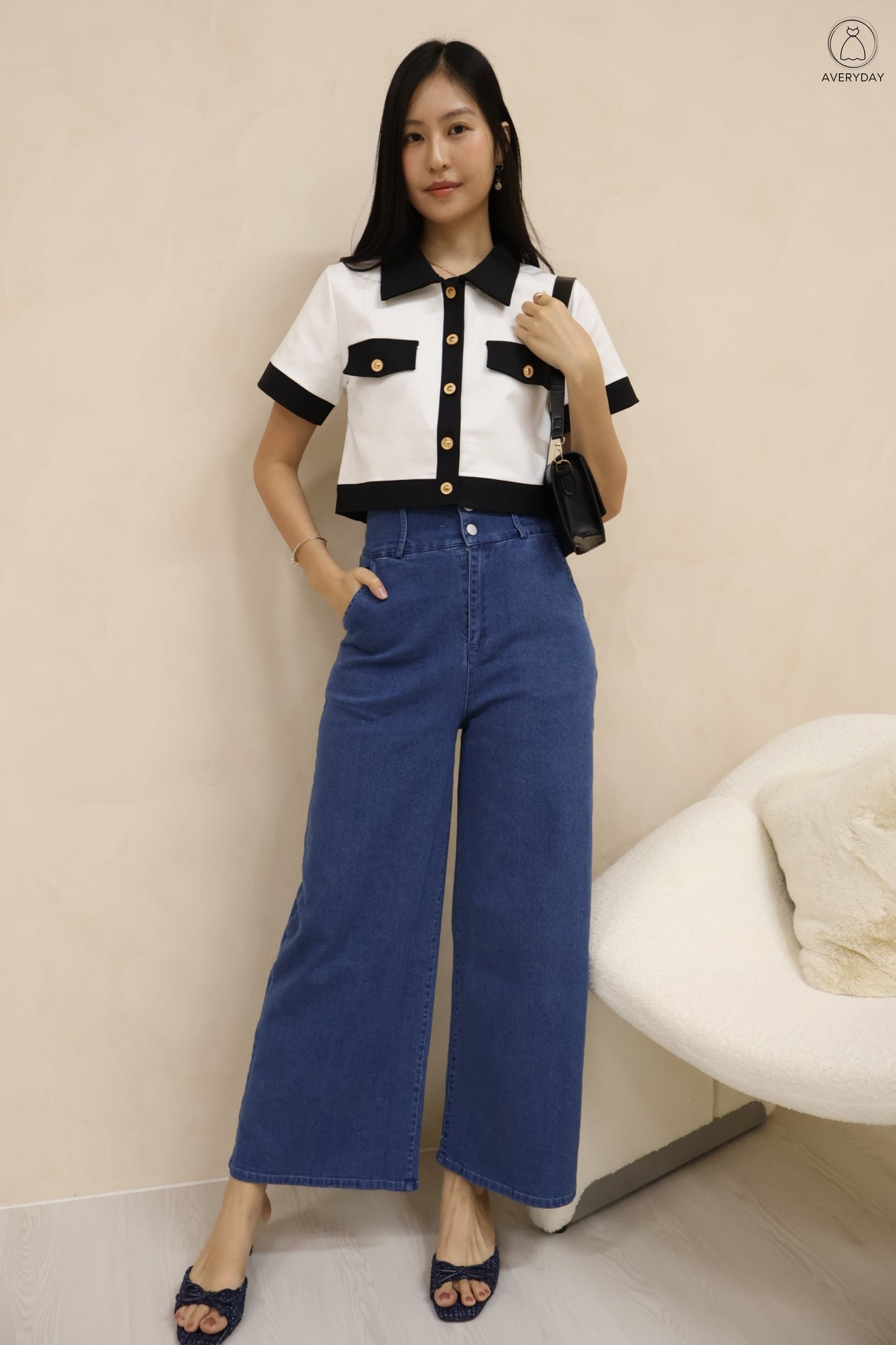 Sierra Collar Button Top In White