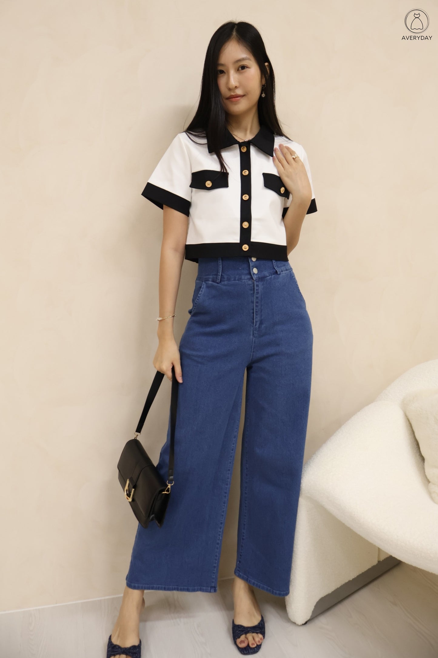 Sierra Collar Button Top In White