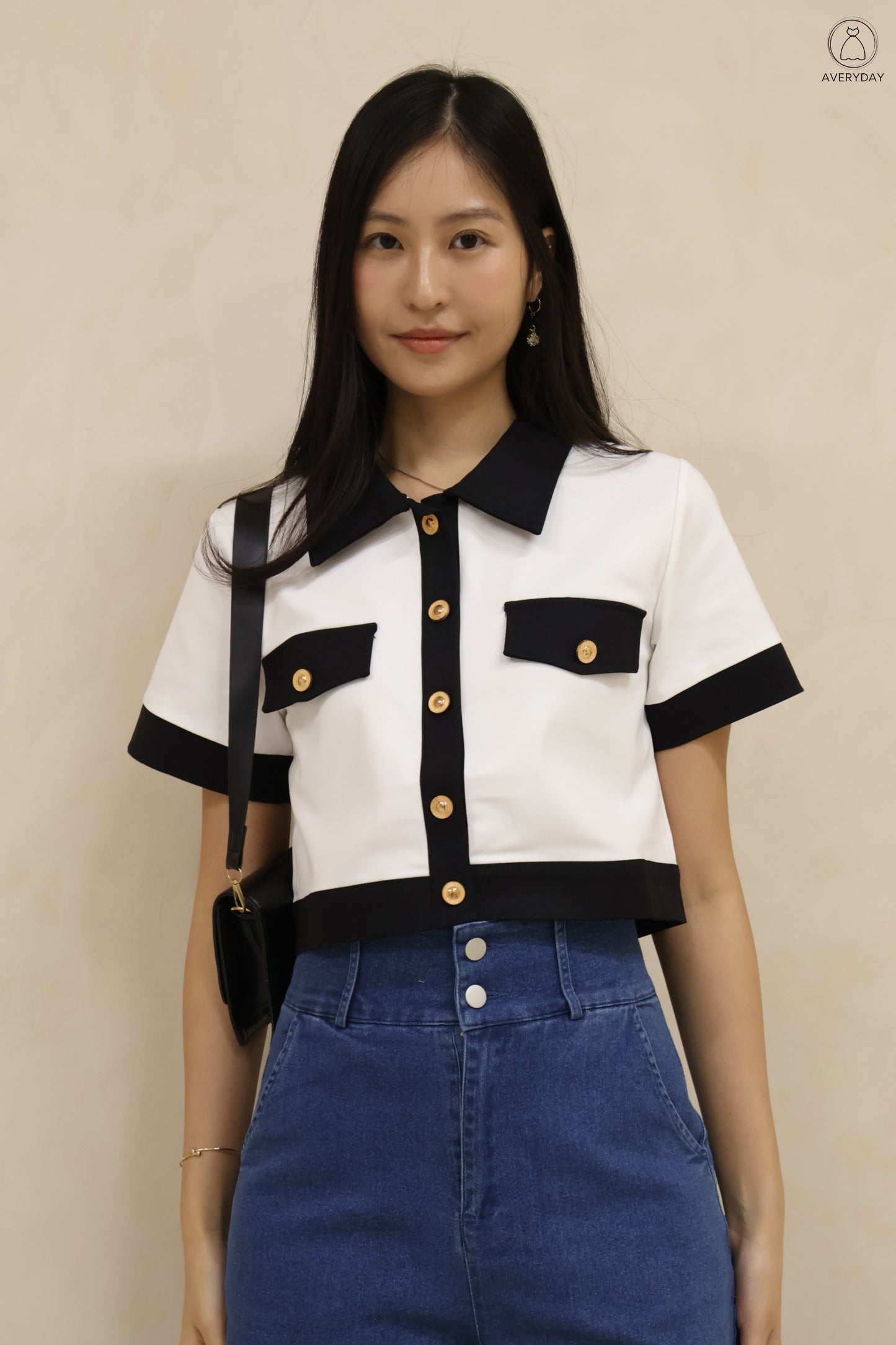 Sierra Collar Button Top In White
