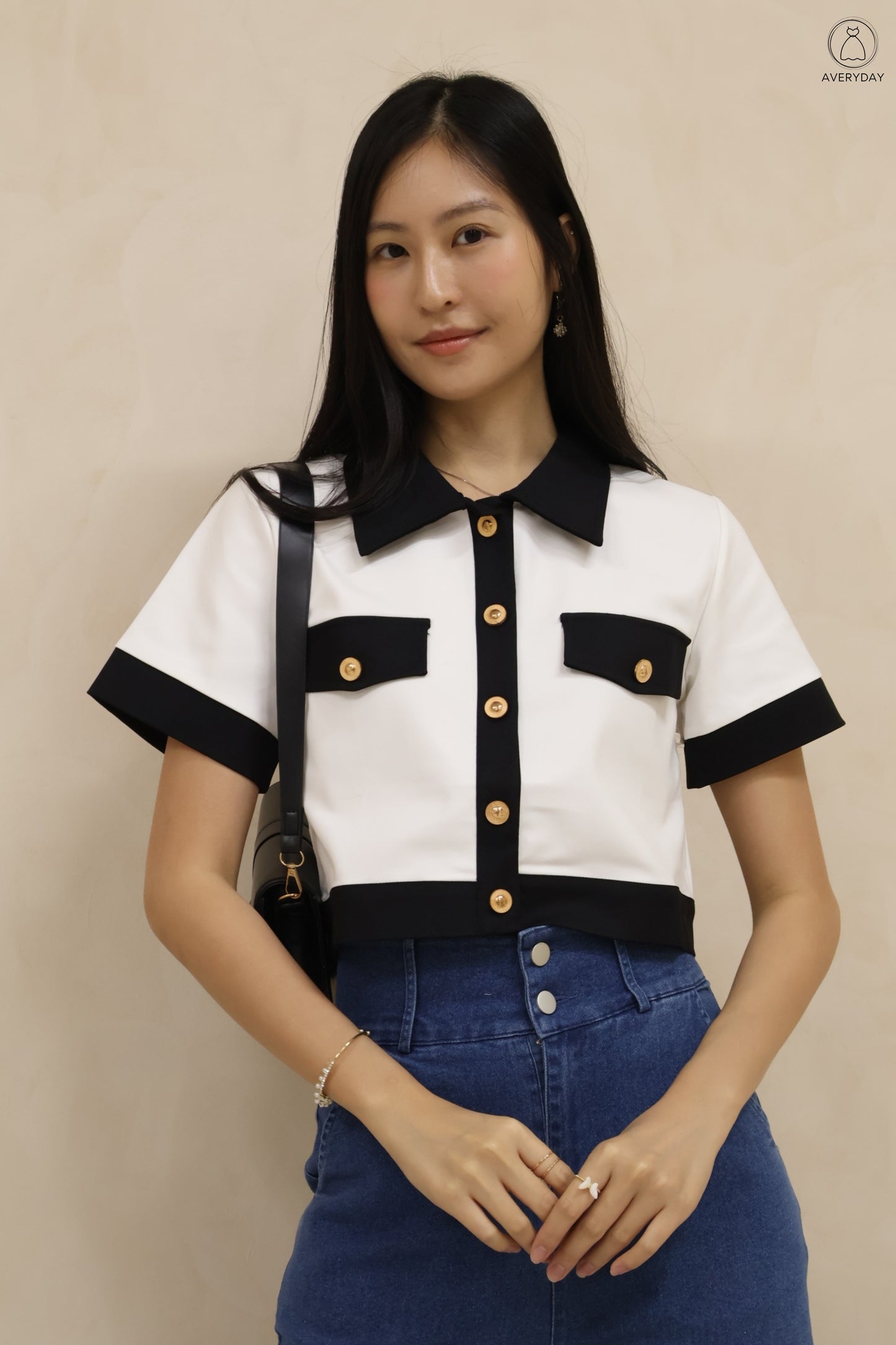 Sierra Collar Button Top In White