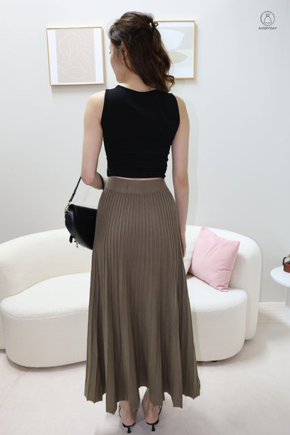 Elma Classic Square Neck Top in Black