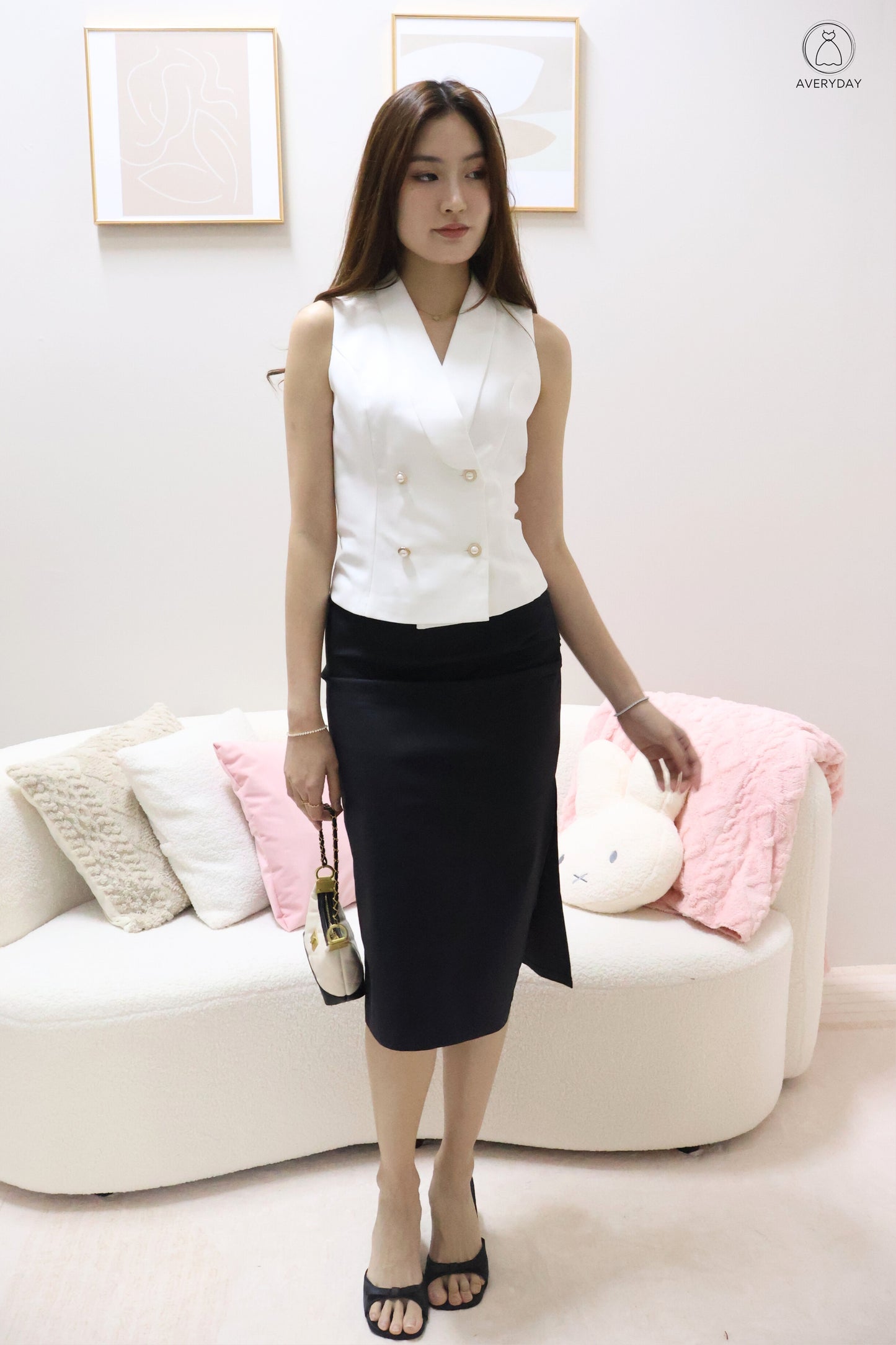 Nina Button Vest Top In White