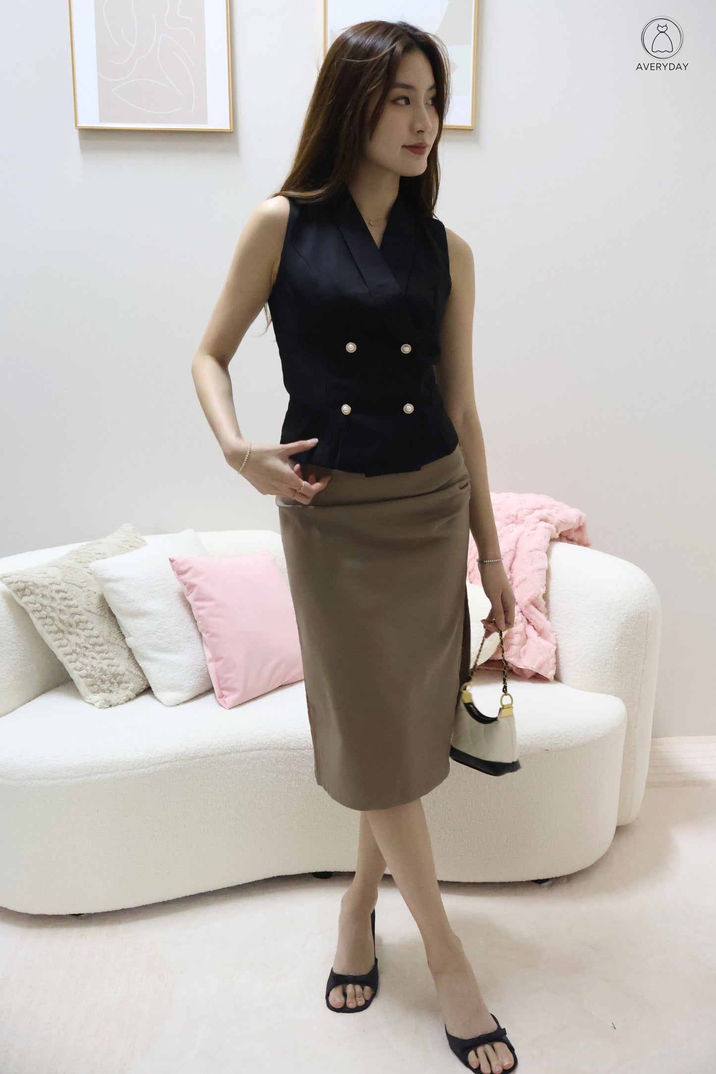 Nina Button Vest Top In Black