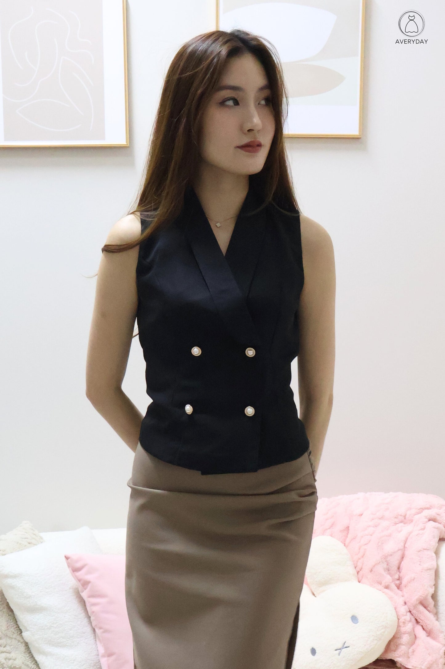 Nina Button Vest Top In Black