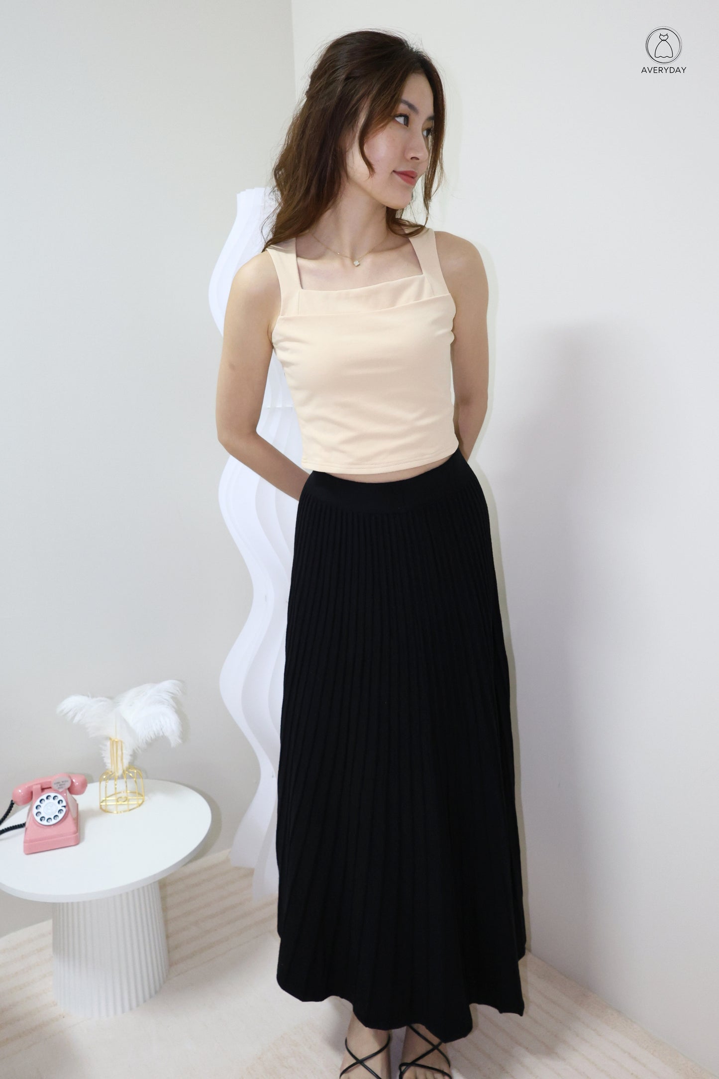 Abygail Pleated Soft Knit Skirt In Black