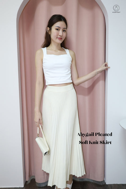 Abygail Pleated Soft Knit Skirt In Cream