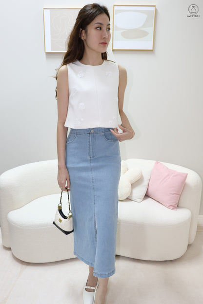 *Premium* Etta Beaded Petalfall Blouse In White