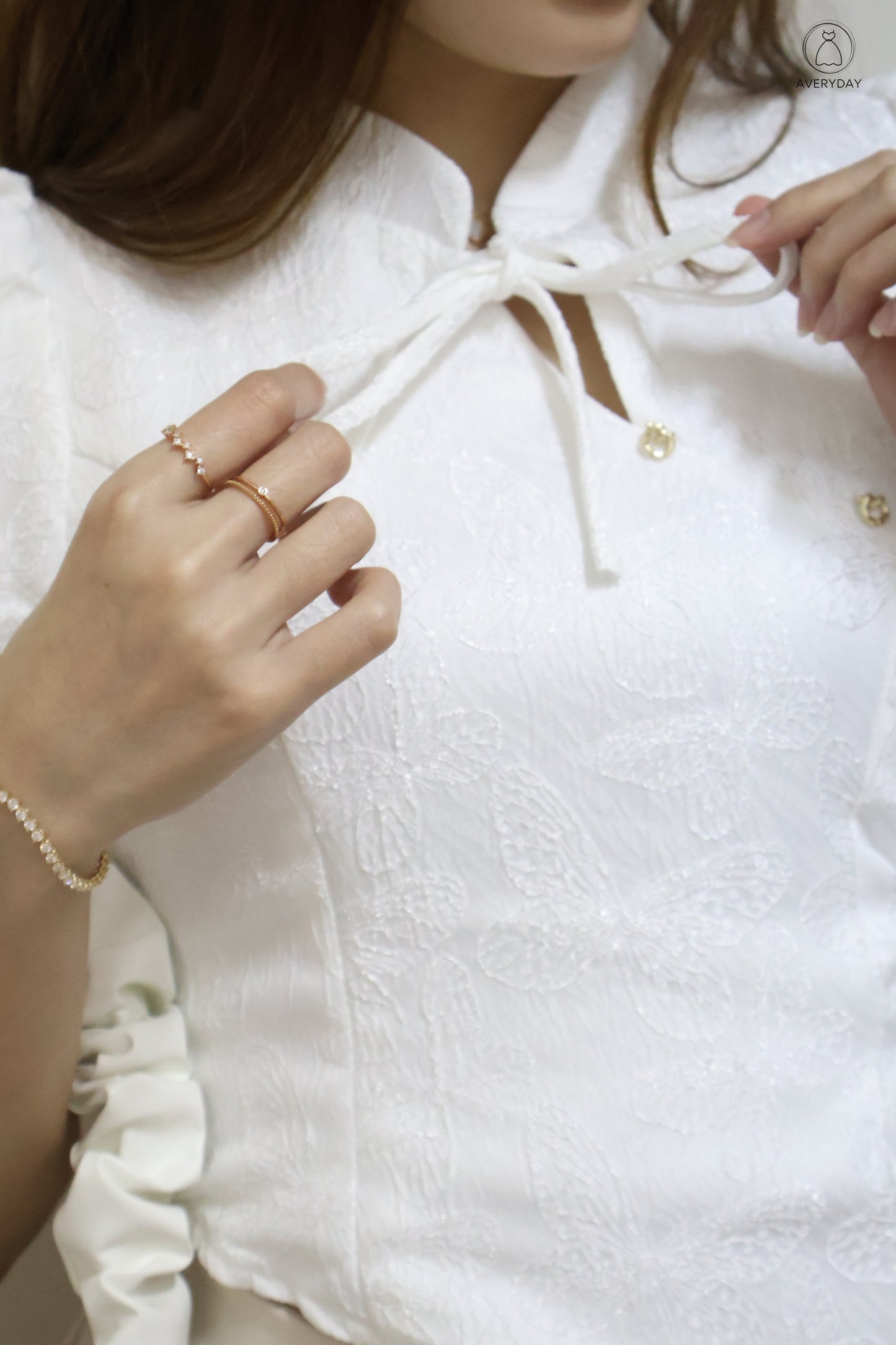 *CNY* 雪婉 (Xuě Wǎn) Gentle  Glow Textured Co Ord Set In Champagne