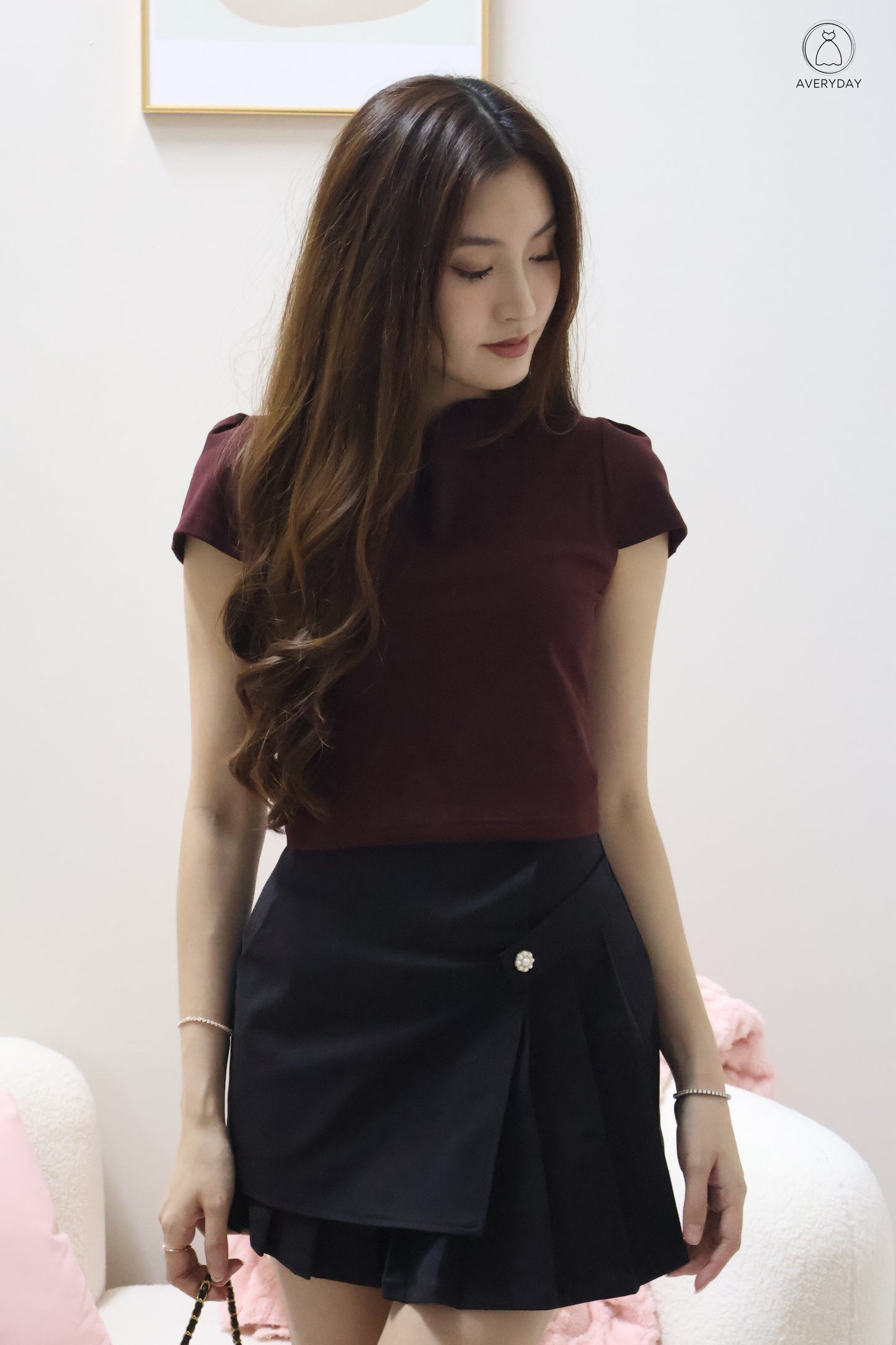 Romy Ruched Cap Sleeve Cut-In Top In Maroon