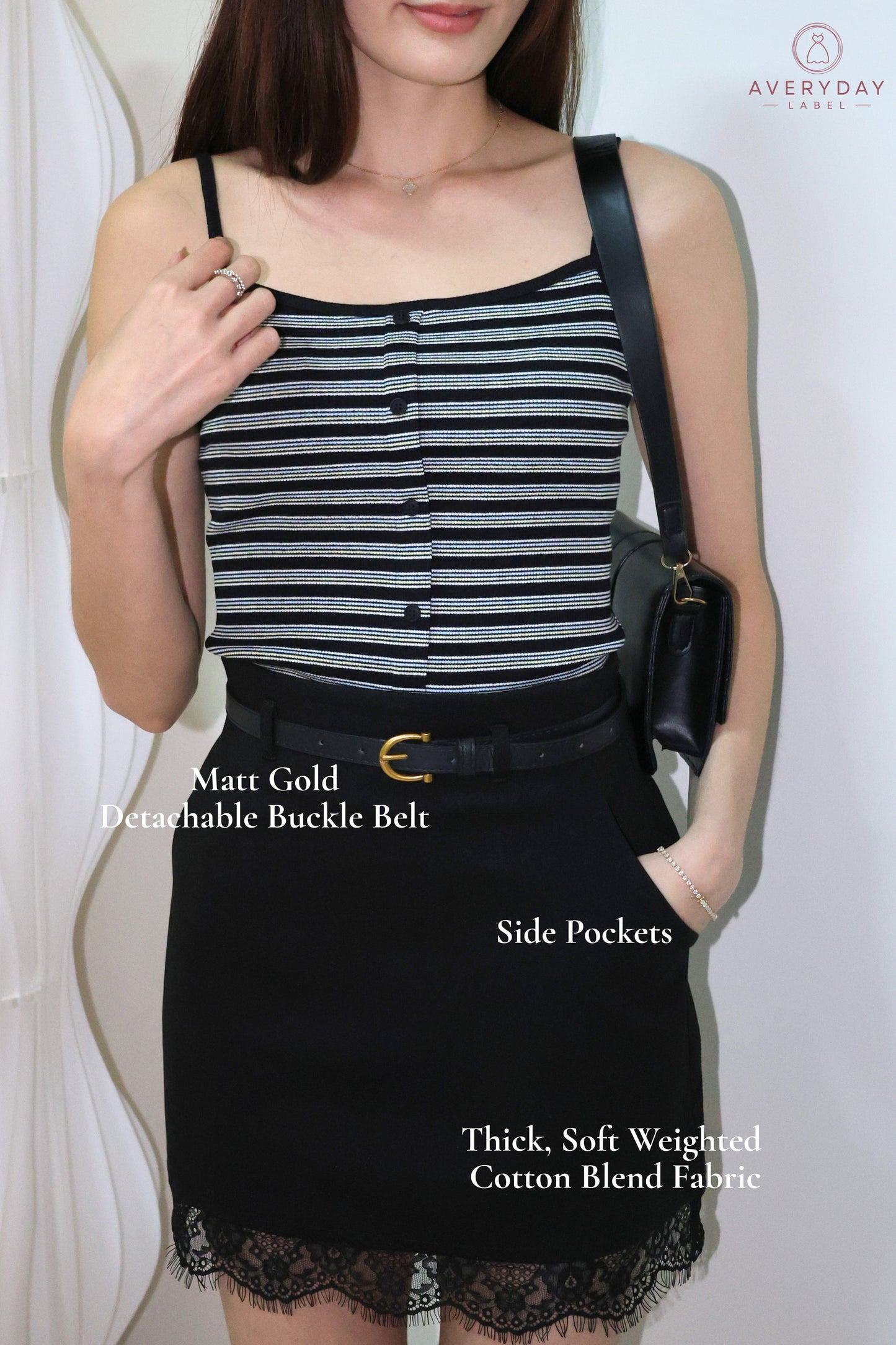 *Premium* Sharin Lace Hem Matt Gold Belted Skorts In Black
