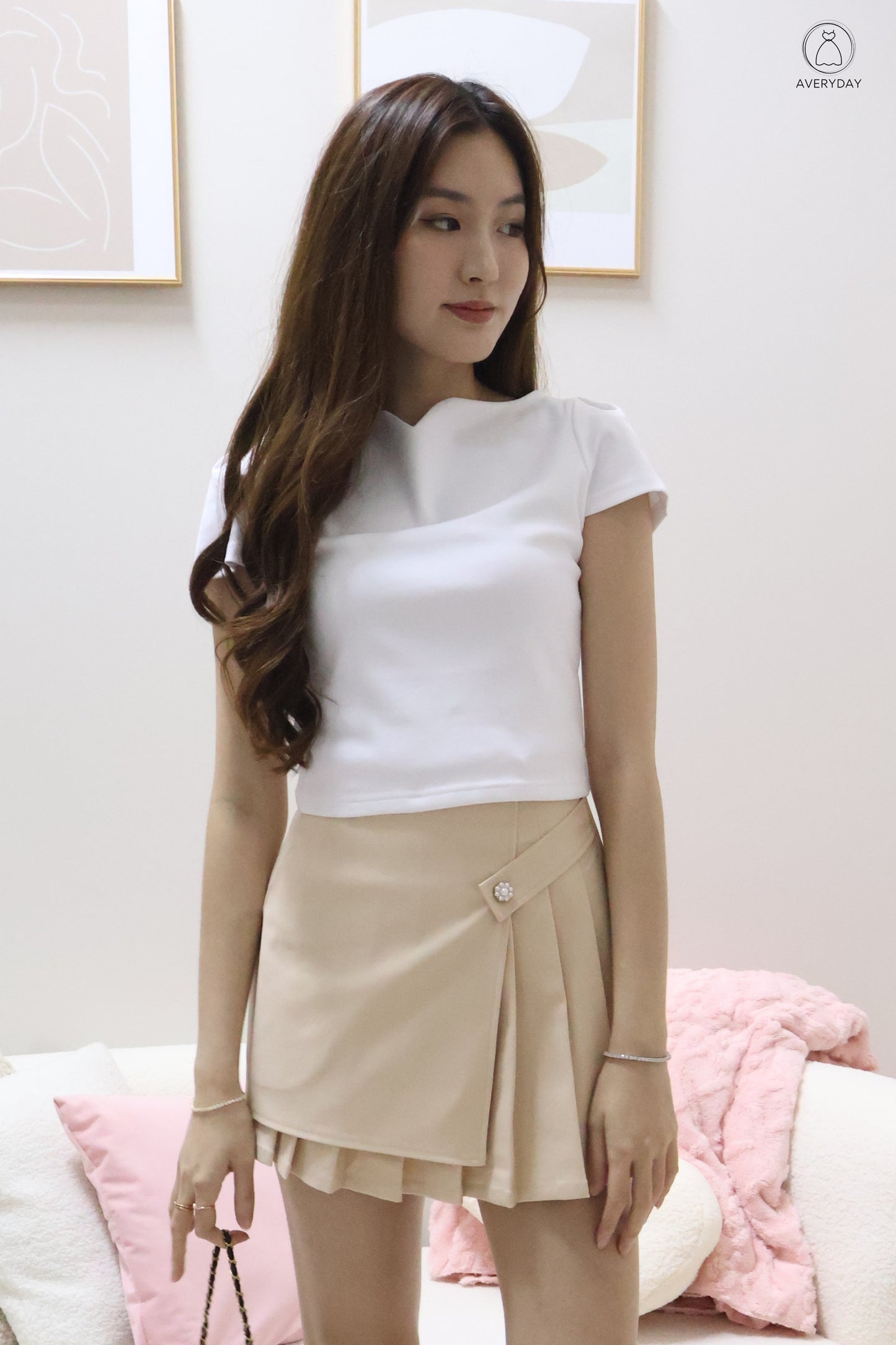 Romy Ruched Cap Sleeve Cut-In Top In White