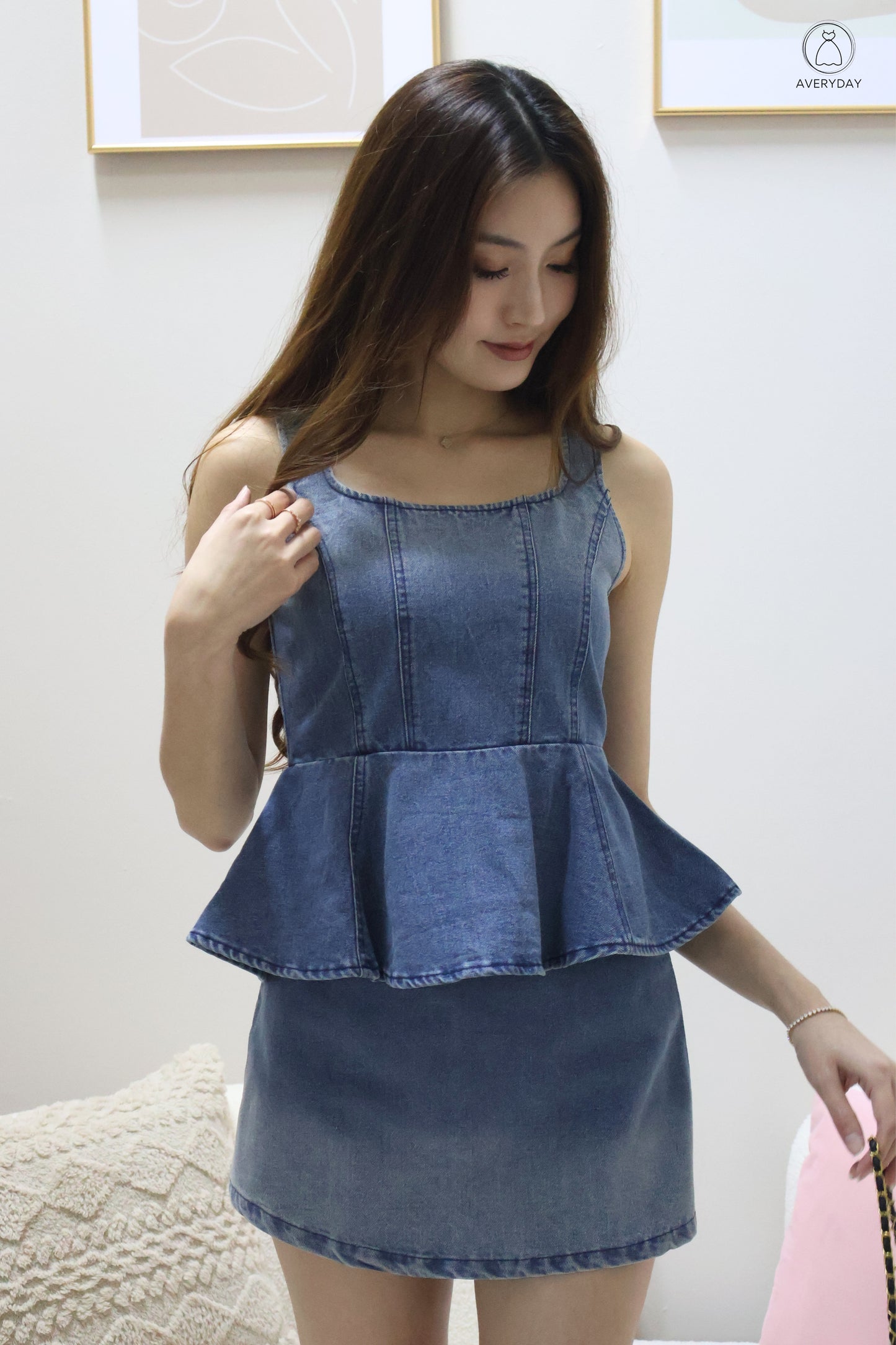 Elore Ombre Denim Peplum Top & Skorts Set In Mid Wash