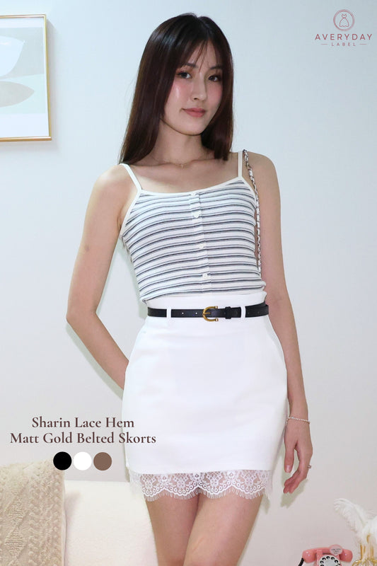 *Premium* Sharin Lace Hem Matt Gold Belted Skorts In White