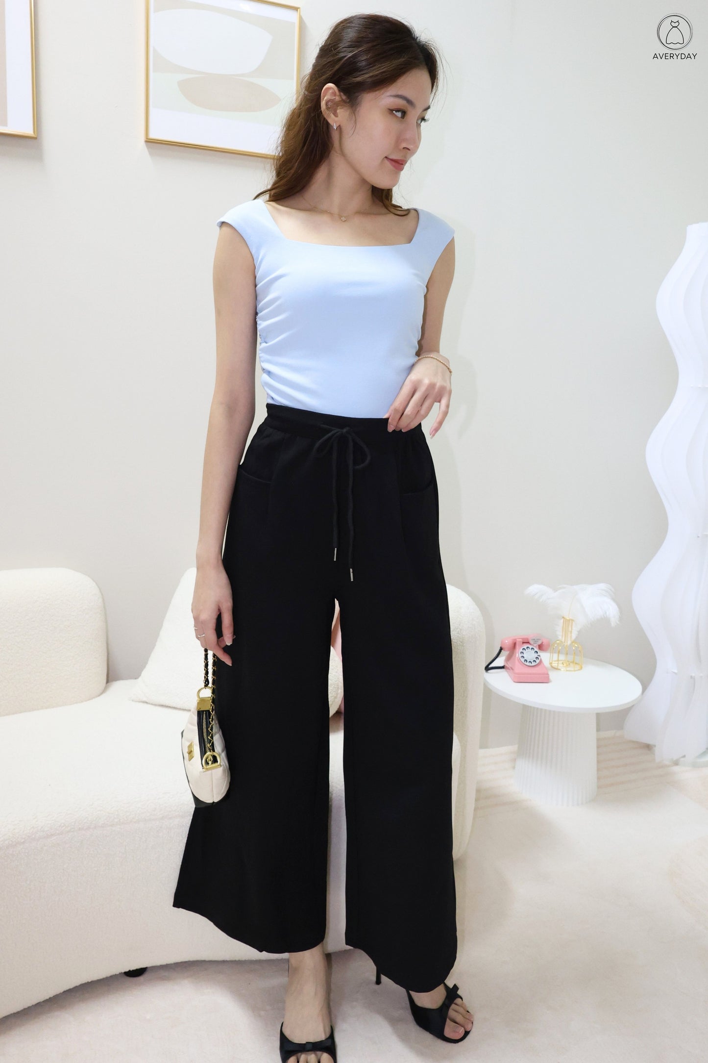 Noelle Square Neck Ruched Top In Blue