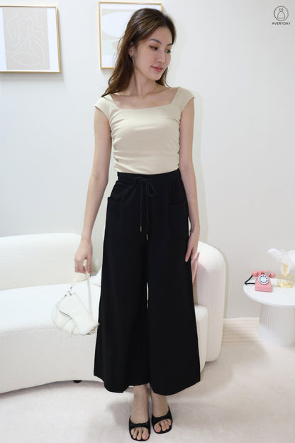 Neia Pocket Lounge Pants In Classic Black