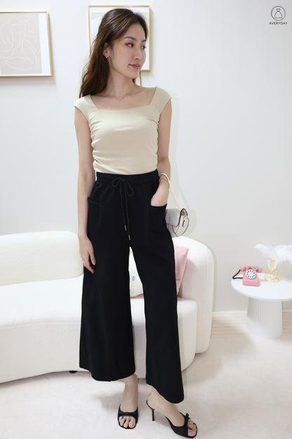 Neia Pocket Lounge Pants In Classic Black