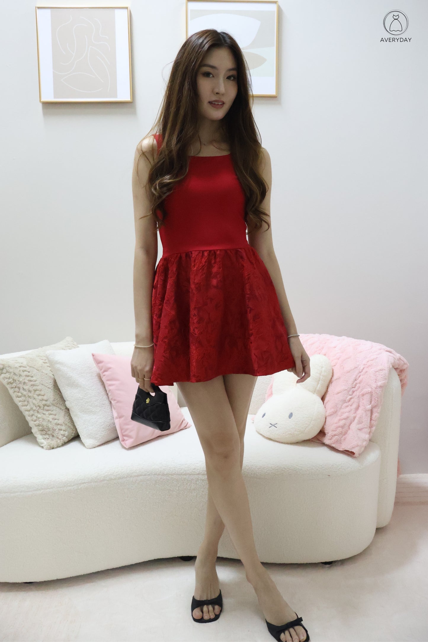 霓影 (Ní Yǐng) Festive  Bloom Lace Romper Dress In Scarlett (With Camellia Chain Sling)