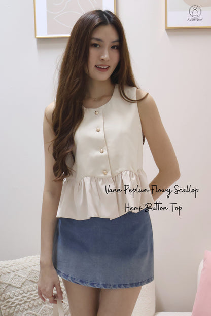 Vann Peplum Flowy Scallop Hems Button Top In Cream