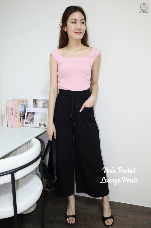 Neia Pocket Lounge Pants In Classic Black