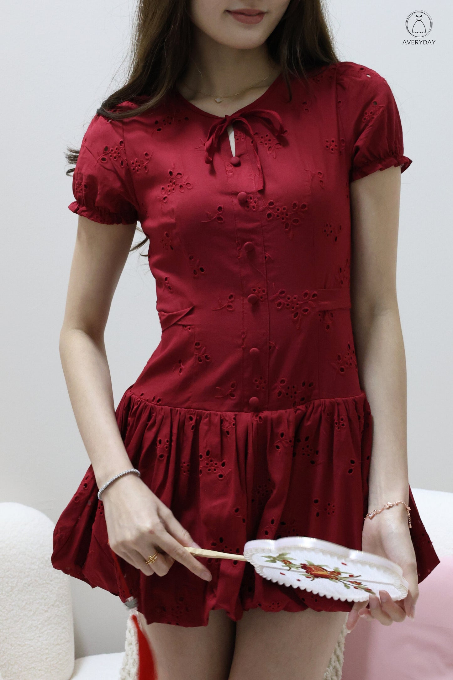 蕴红 (Yùn Hóng) Eyelet Flutter Bubble Romper Dress In Maroon