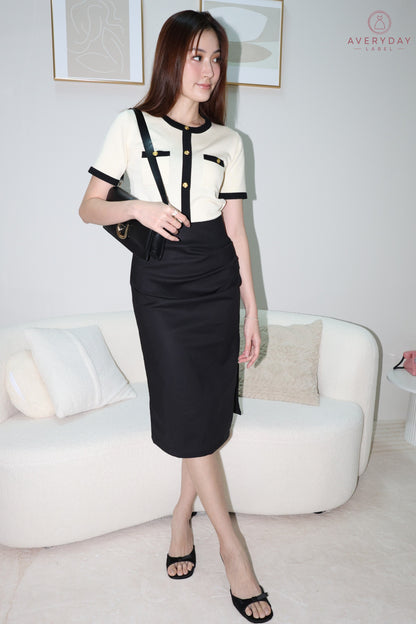 *AVD Label* Gretchen Rose Button Contrast Trim Knit Top In Cream