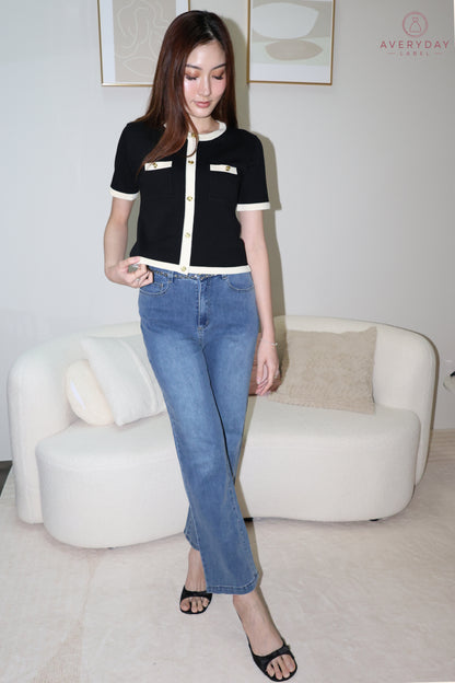 *AVD Label* Gretchen Rose Button Contrast Trim Knit Top In Black