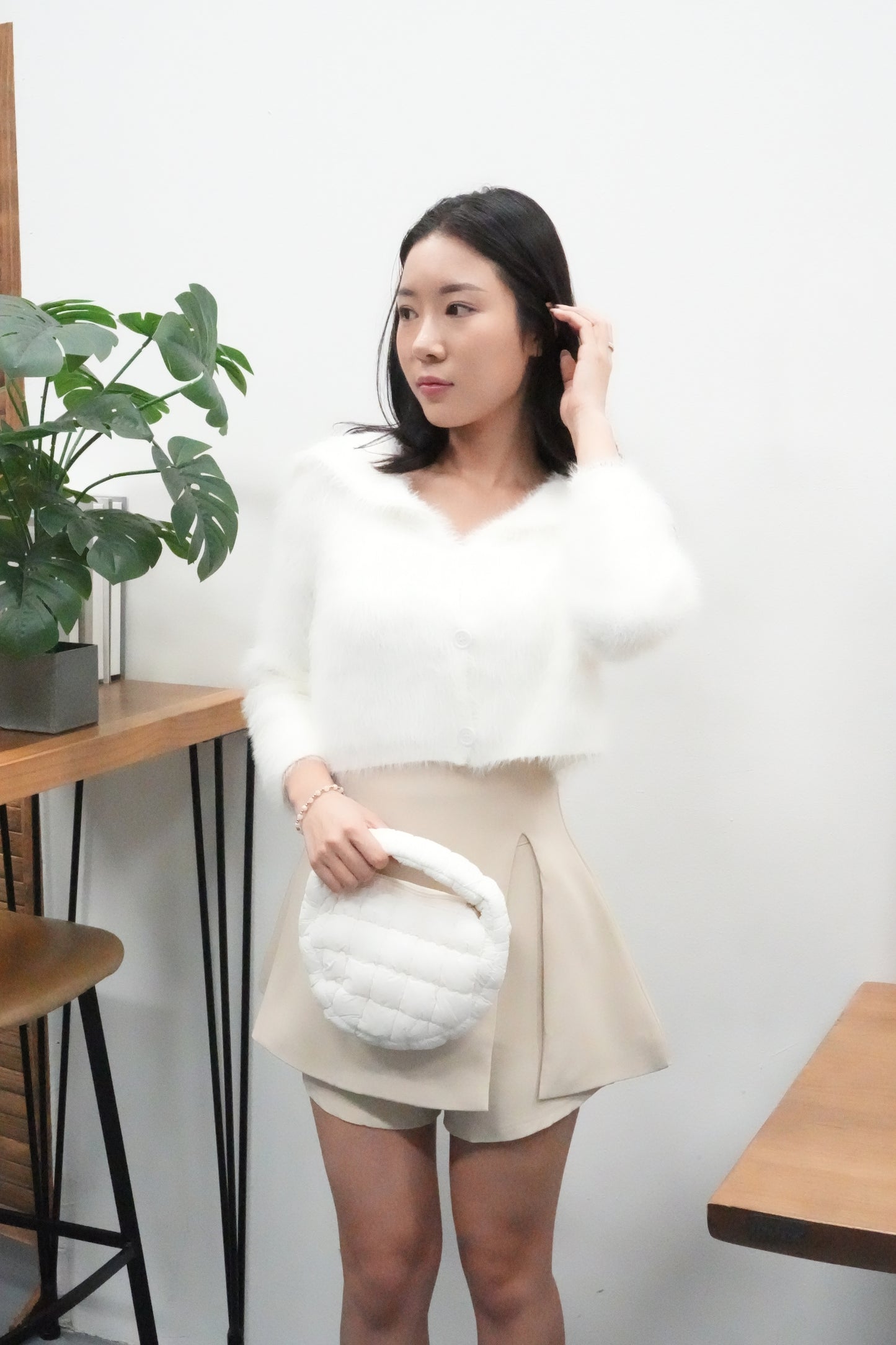 AVERYDAY Fiona Fluffy Knit Top Cardigan in White