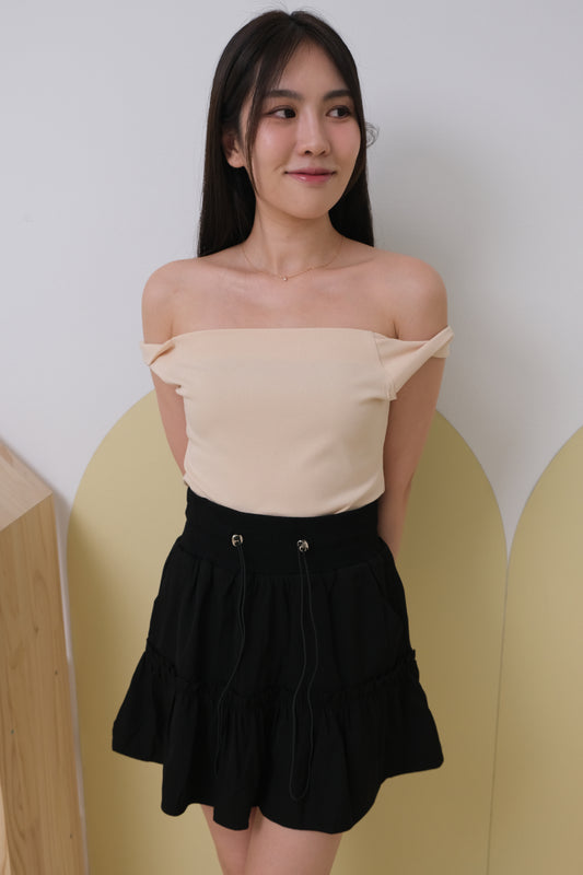 AVERYDAY Leslie Off Shoulder Top in Cream