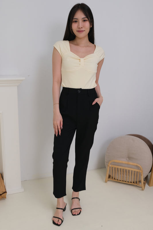 AVERYDAY Amy Ribbon Basic Top in Yellow